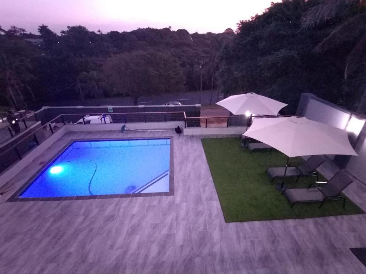 ホテル Casa De Luxe バリート エクステリア 写真